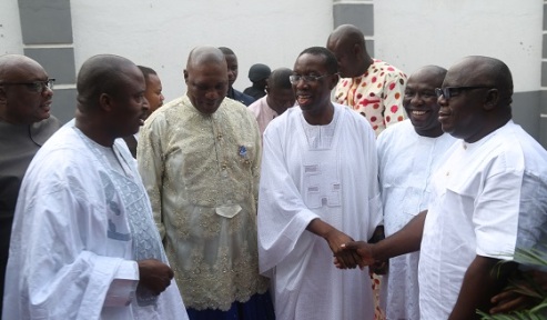 Delta State Governor, Senator Ifeanyi Okowa (middle), Barr. Kingsley Otuaro, Deputy Governor (2nd left), Mr. Edwin Uzor, Chairman, PDP Delta State (left), Mr. Stephen Eruotor, Deputy Chief of Staff, Government House (2nd right) and Hon. Omimi Esquire, Political Adviser, during a Thanksgiving Service for Deputy Governor and his family, held at Christ Embassy, Effurun, Delta State. 