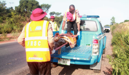 FRSC-officials-at-a-scene-of-an-accident-636x371